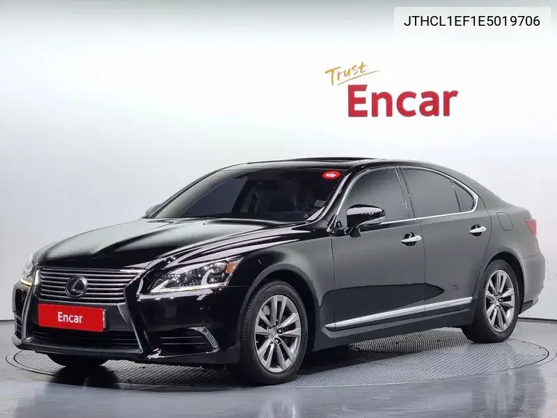 Lexus LS 2013 года выпуска