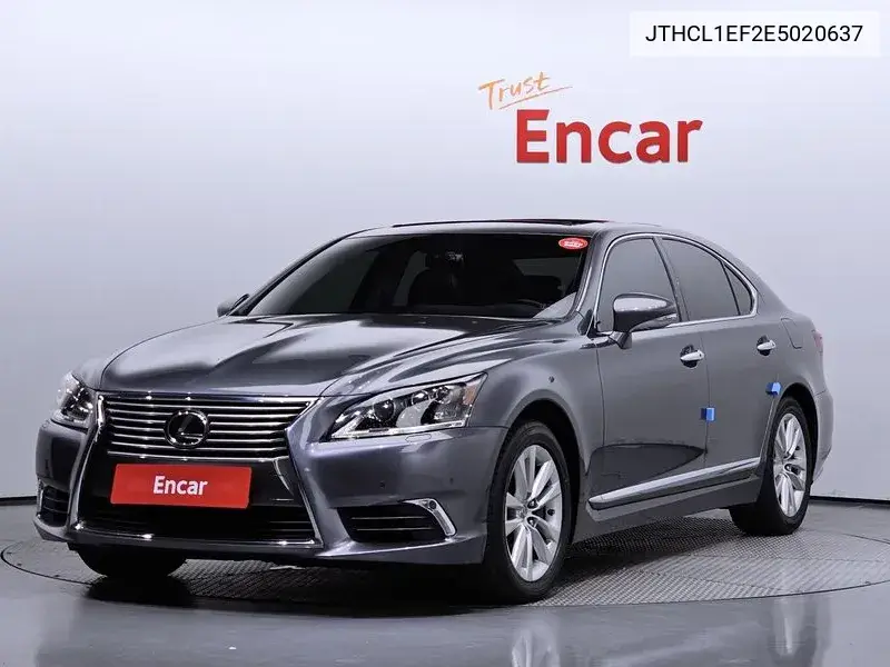Lexus LS 2013 года выпуска