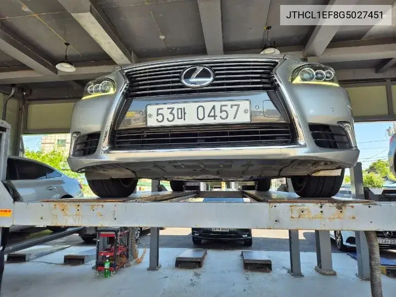 Lexus LS 2016 года выпуска
