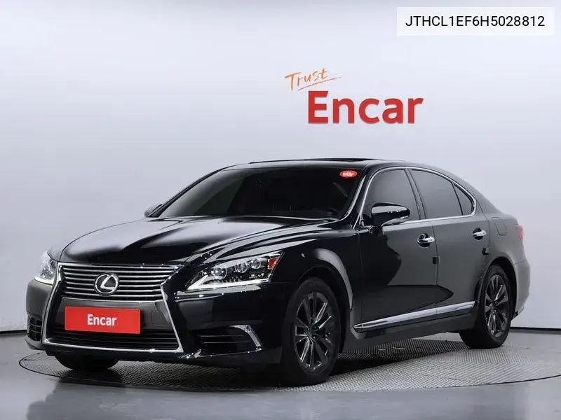 Lexus LS 2017 года выпуска