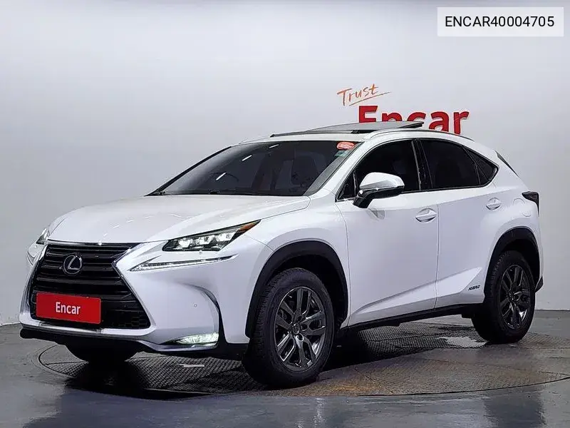 Lexus NX 2015 года выпуска
