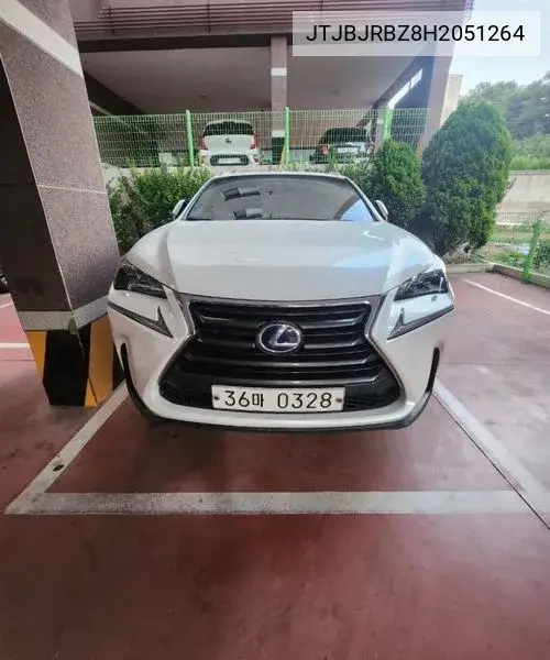 Lexus NX 2016 года выпуска