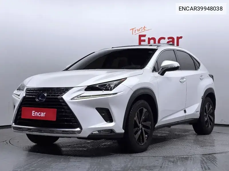 Lexus NX 2017 года выпуска