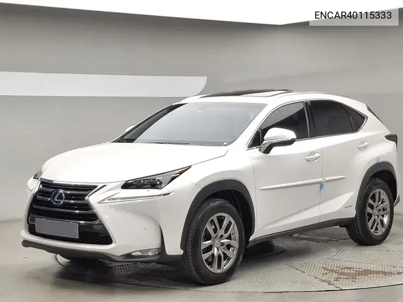 Lexus NX 2017 года выпуска