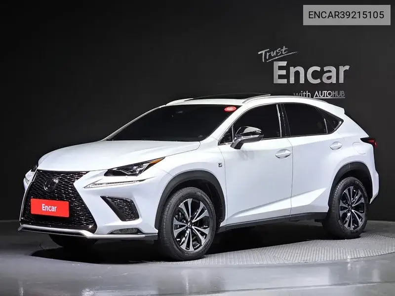 Lexus NX 2019 года выпуска