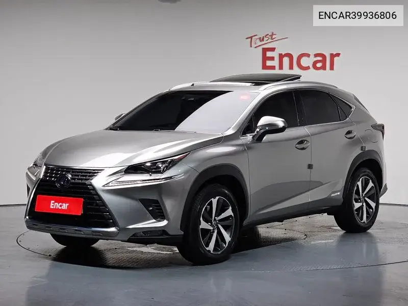 Lexus NX 2019 года выпуска