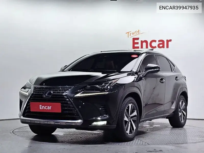 Lexus NX 2019 года выпуска