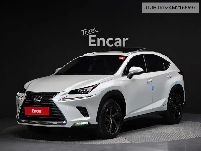Lexus NX 2021 года выпуска
