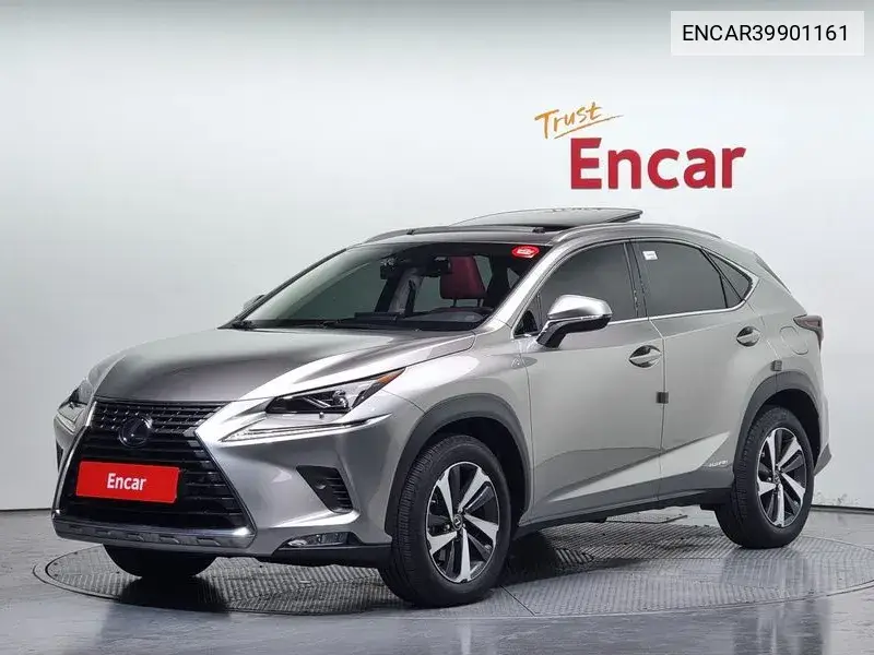 Lexus NX 2021 года выпуска