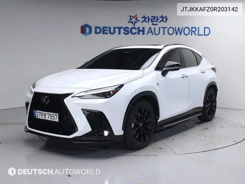 Lexus NX 2023 года выпуска