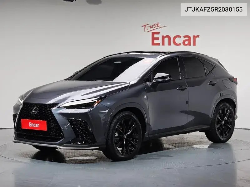 Lexus NX 2023 года выпуска