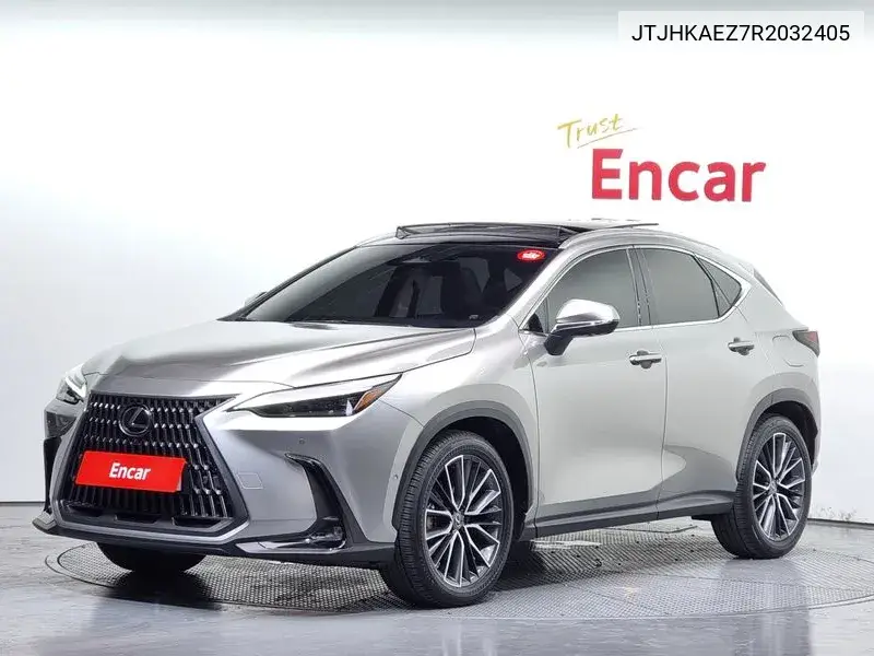 Lexus NX 2023 года выпуска