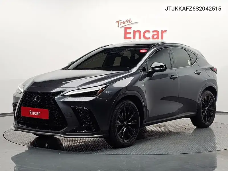 Lexus NX 2024 года выпуска