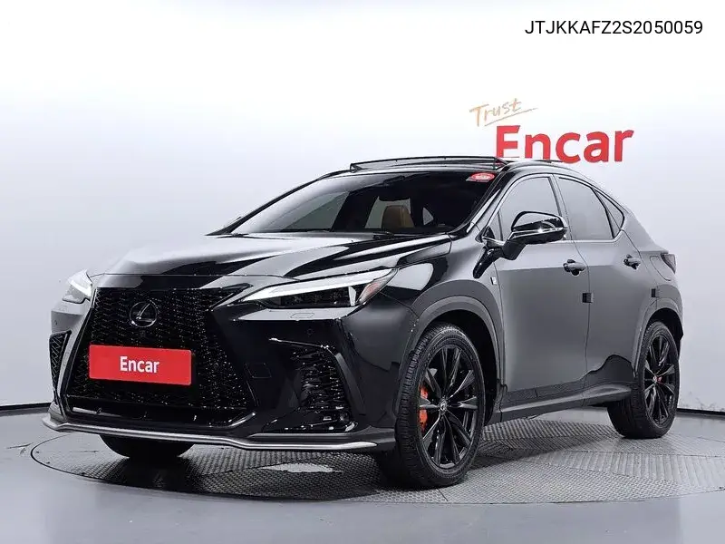 Lexus NX 2024 года выпуска