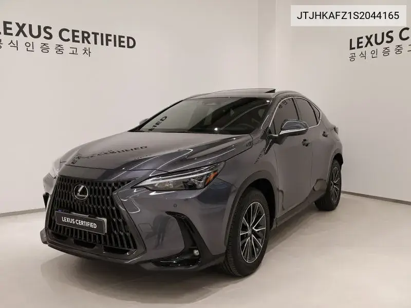 Lexus NX 2024 года выпуска