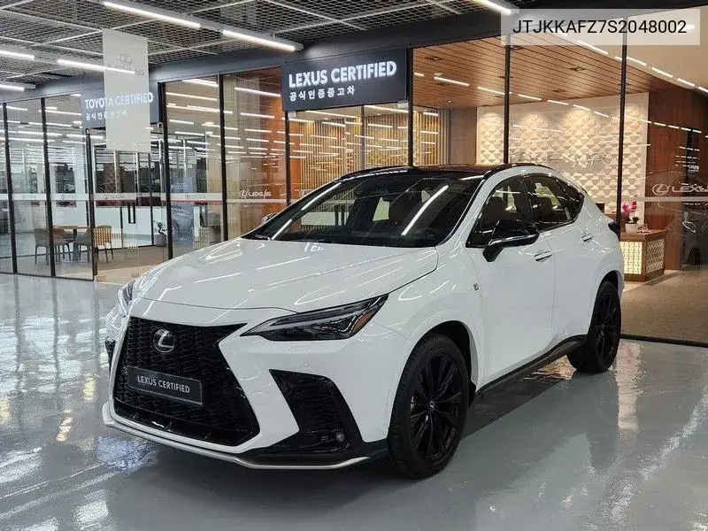 Lexus NX 2024 года выпуска
