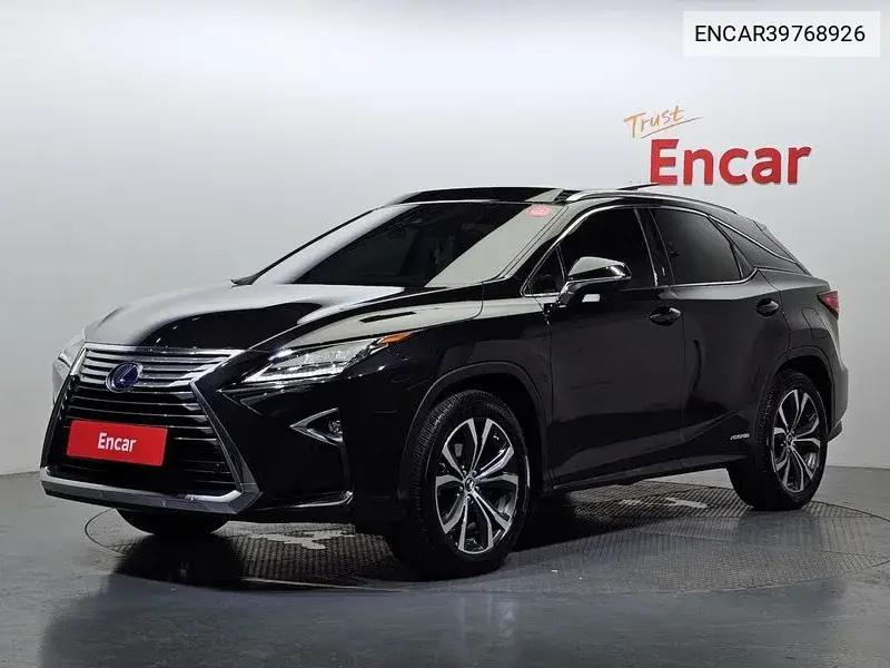 Lexus RX 2018 года выпуска