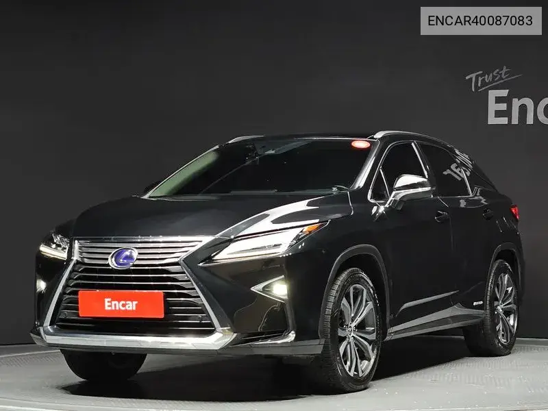 Lexus RX 2018 года выпуска