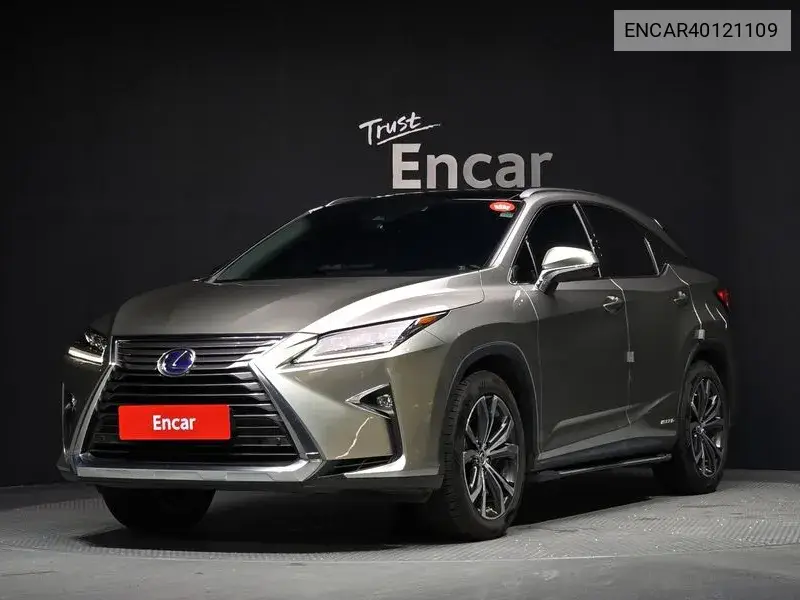 Lexus RX 2018 года выпуска