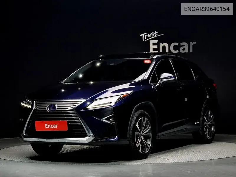 Lexus RX 2019 года выпуска