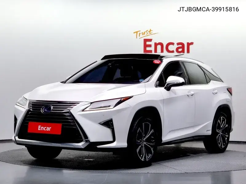 Lexus RX 2019 года выпуска
