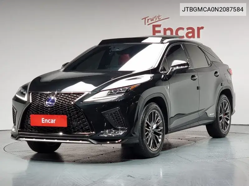 Lexus RX 2022 года выпуска