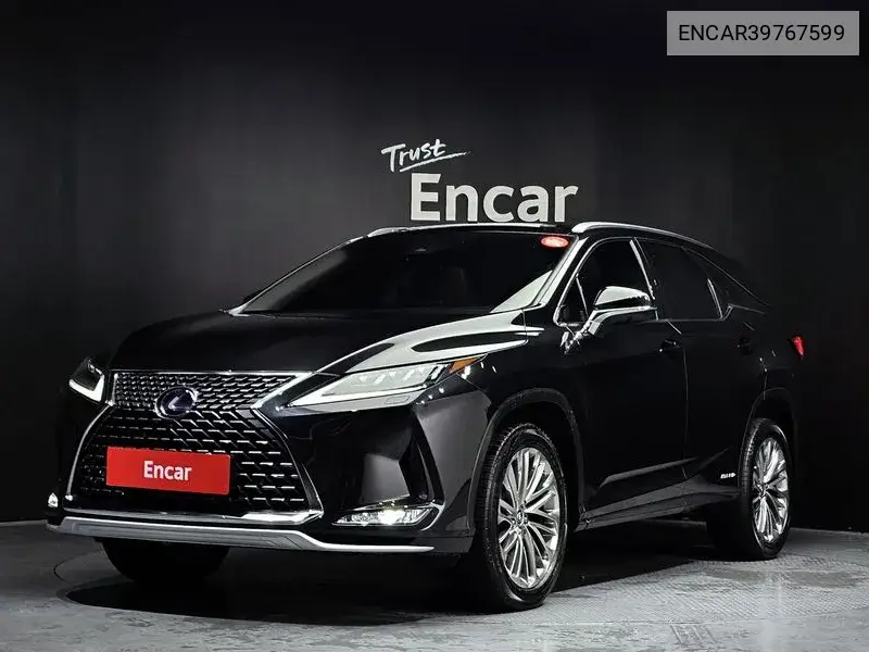 Lexus RX 2022 года выпуска