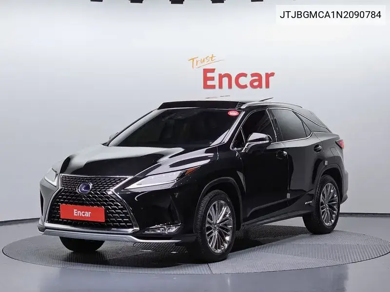 Lexus RX 2022 года выпуска