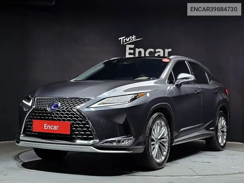 Lexus RX 2022 года выпуска