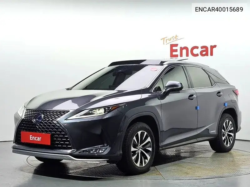 Lexus RX 2022 года выпуска