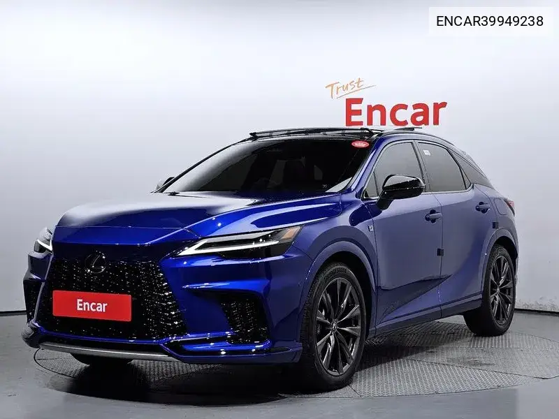 Lexus RX 2023 года выпуска