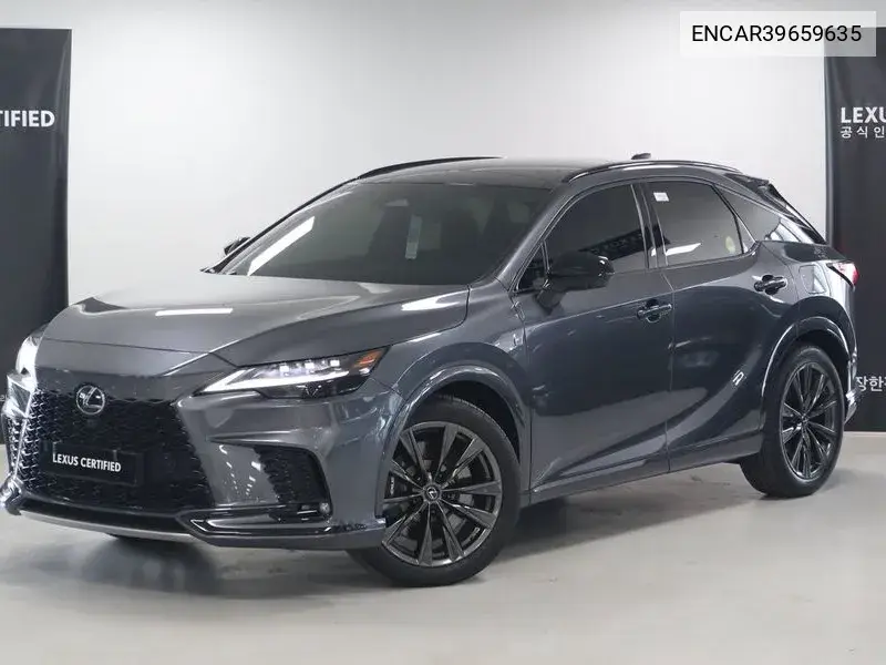 Lexus RX 2024 года выпуска