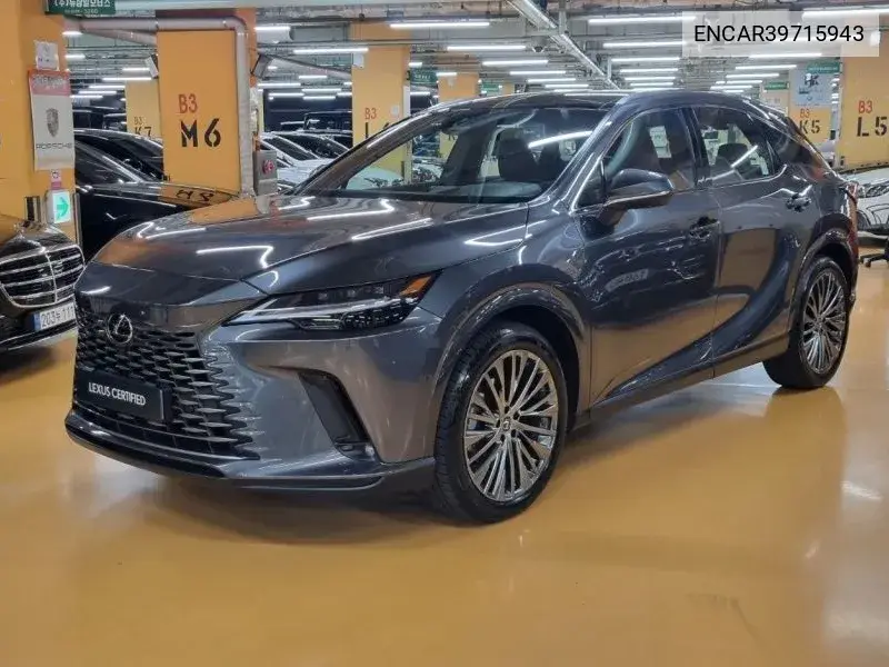 Lexus RX 2024 года выпуска