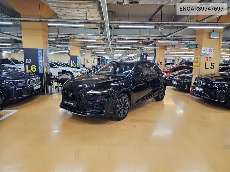 Lexus RX 2024 года выпуска