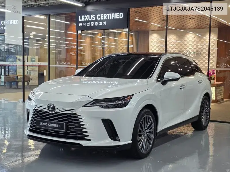 Lexus RX 2024 года выпуска
