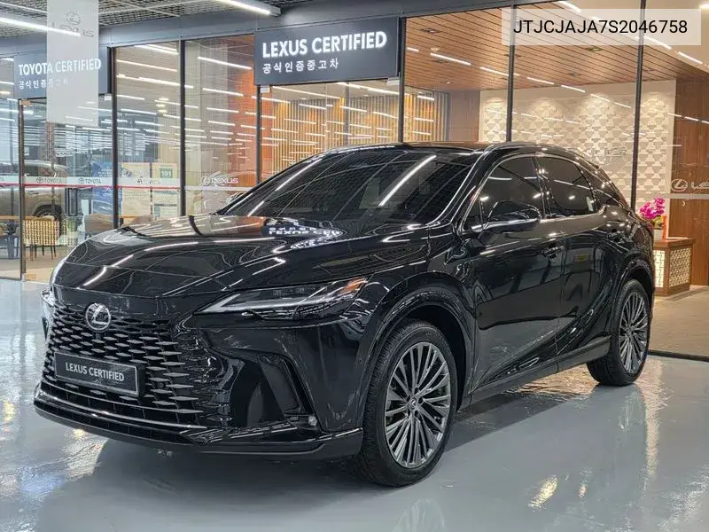Lexus RX 2024 года выпуска