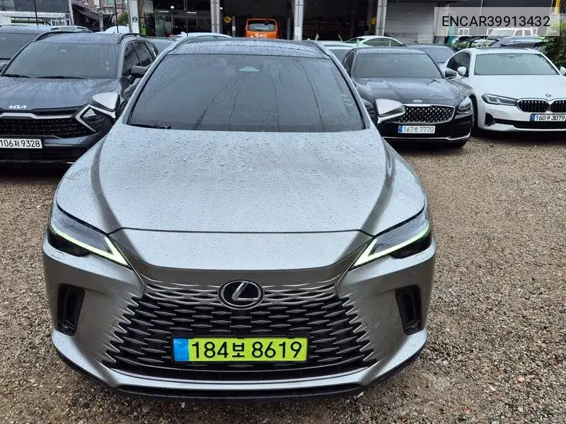 Lexus RX 2024 года выпуска
