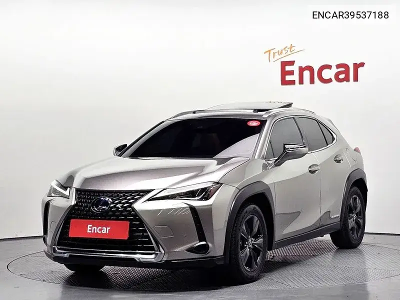 Lexus UX 2019 года выпуска
