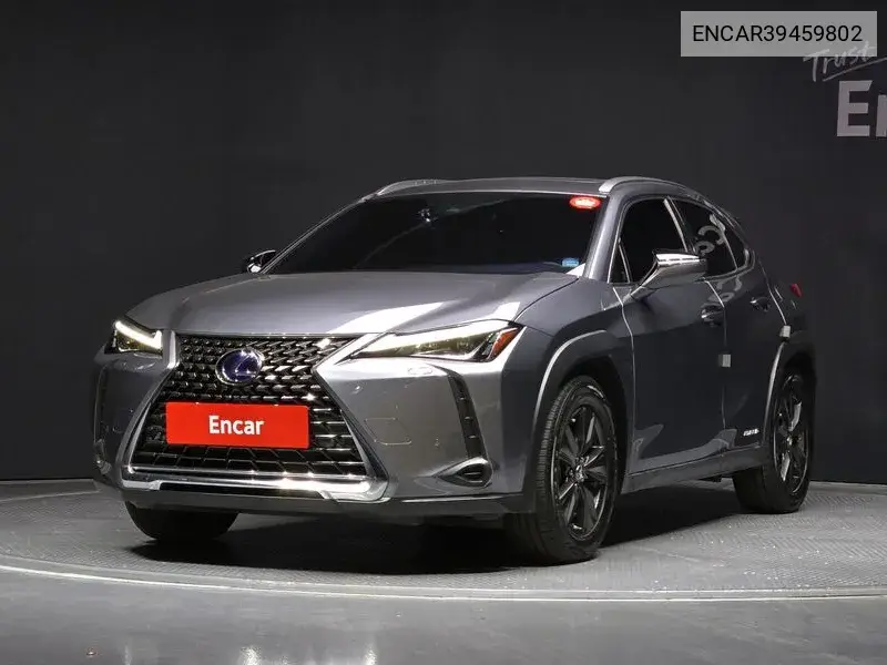 Lexus UX 2020 года выпуска