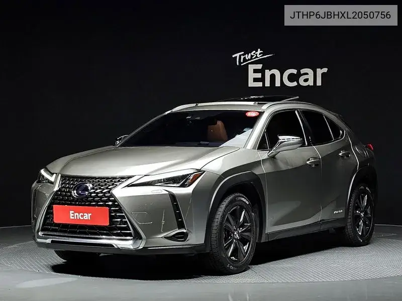 Lexus UX 2020 года выпуска