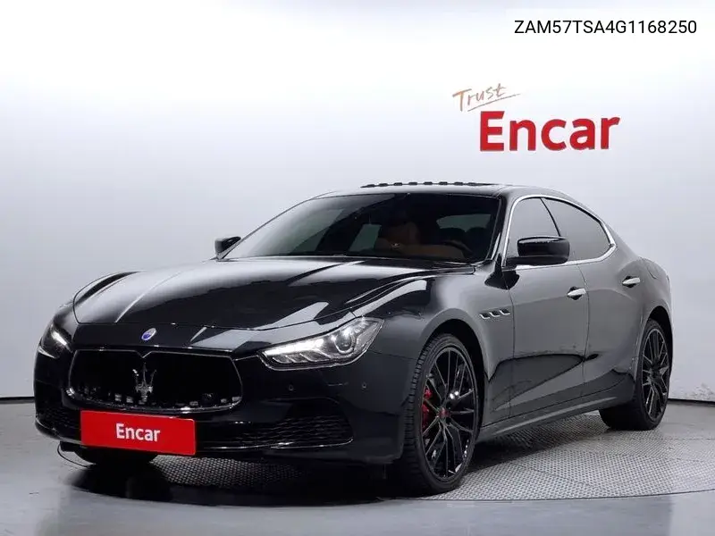 Maserati Ghibli 2015 года выпуска