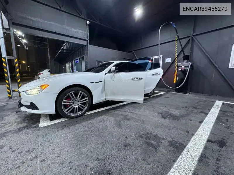 Maserati Ghibli 2017 года выпуска