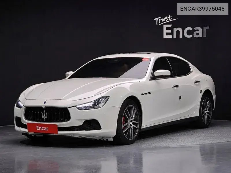 Maserati Ghibli 2017 года выпуска