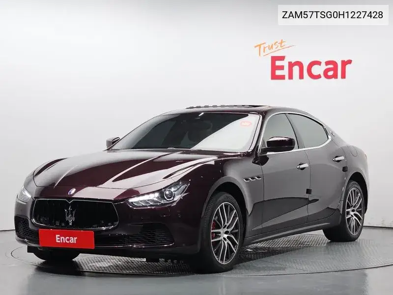 Maserati Ghibli 2017 года выпуска
