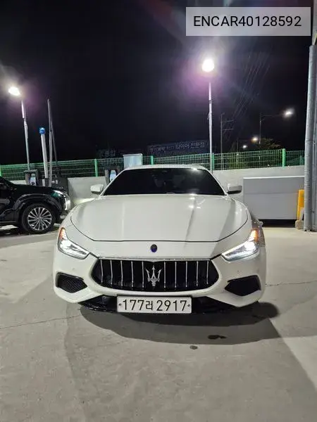 Maserati Ghibli 2018 года выпуска