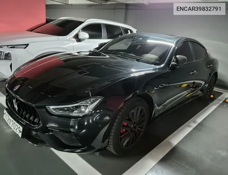 Maserati Ghibli 2020 года выпуска