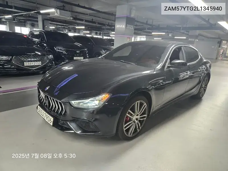 Maserati Ghibli 2020 года выпуска