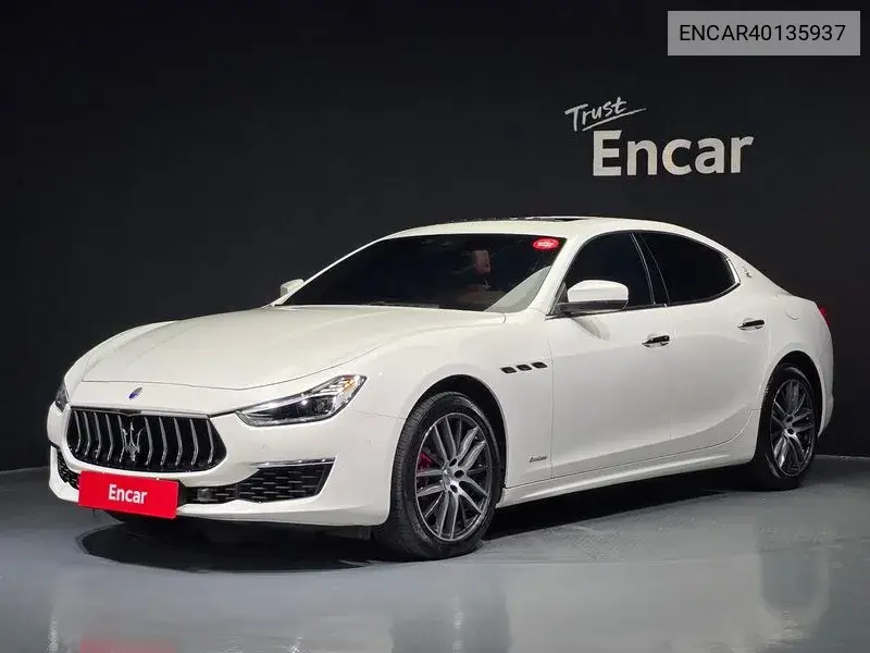 Maserati Ghibli 2020 года выпуска