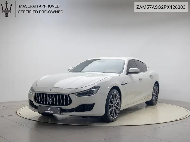Maserati Ghibli 2023 года выпуска
