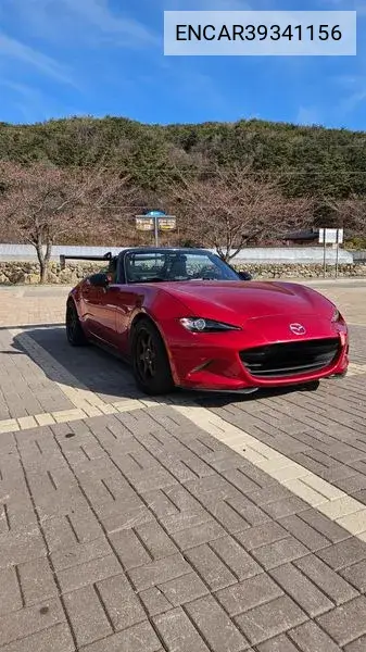 Mazda MX-5 2017 года выпуска